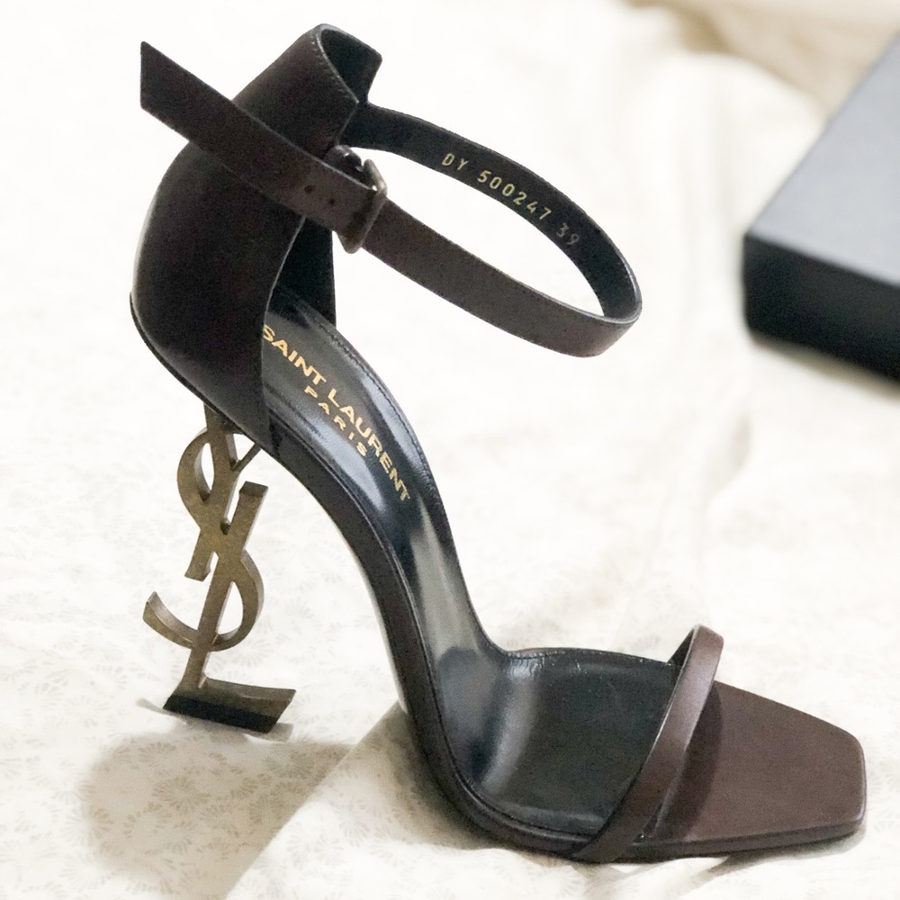 Opyum 110 Ysl logo Heel